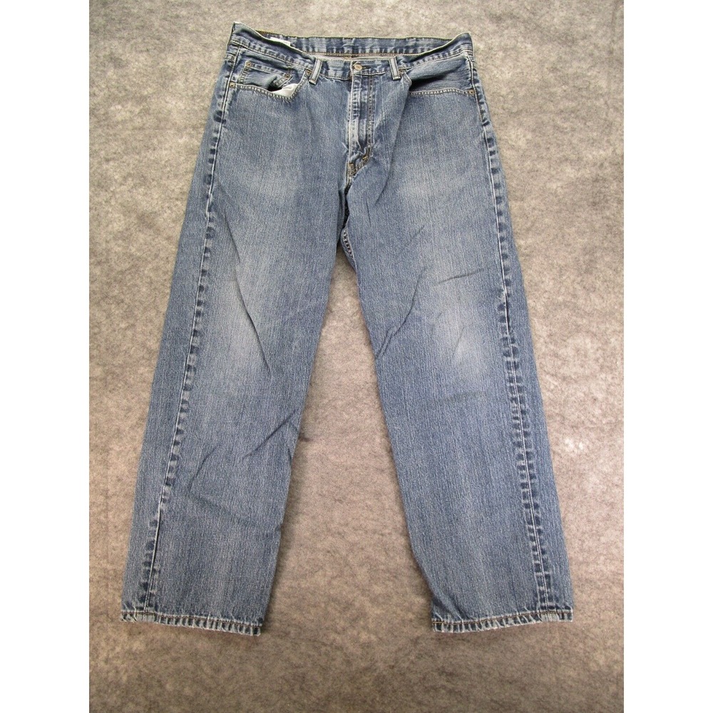Levis Jeans Mens Size 38x32 Blue 550 Relaxed fit Denim Levi Strauss 5384